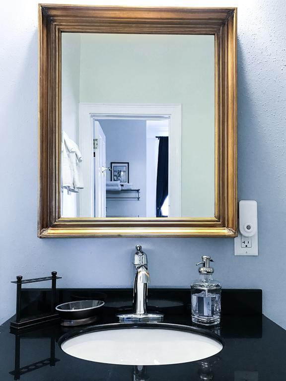The Blue60 Marigny Inn Ню Орлиънс Екстериор снимка